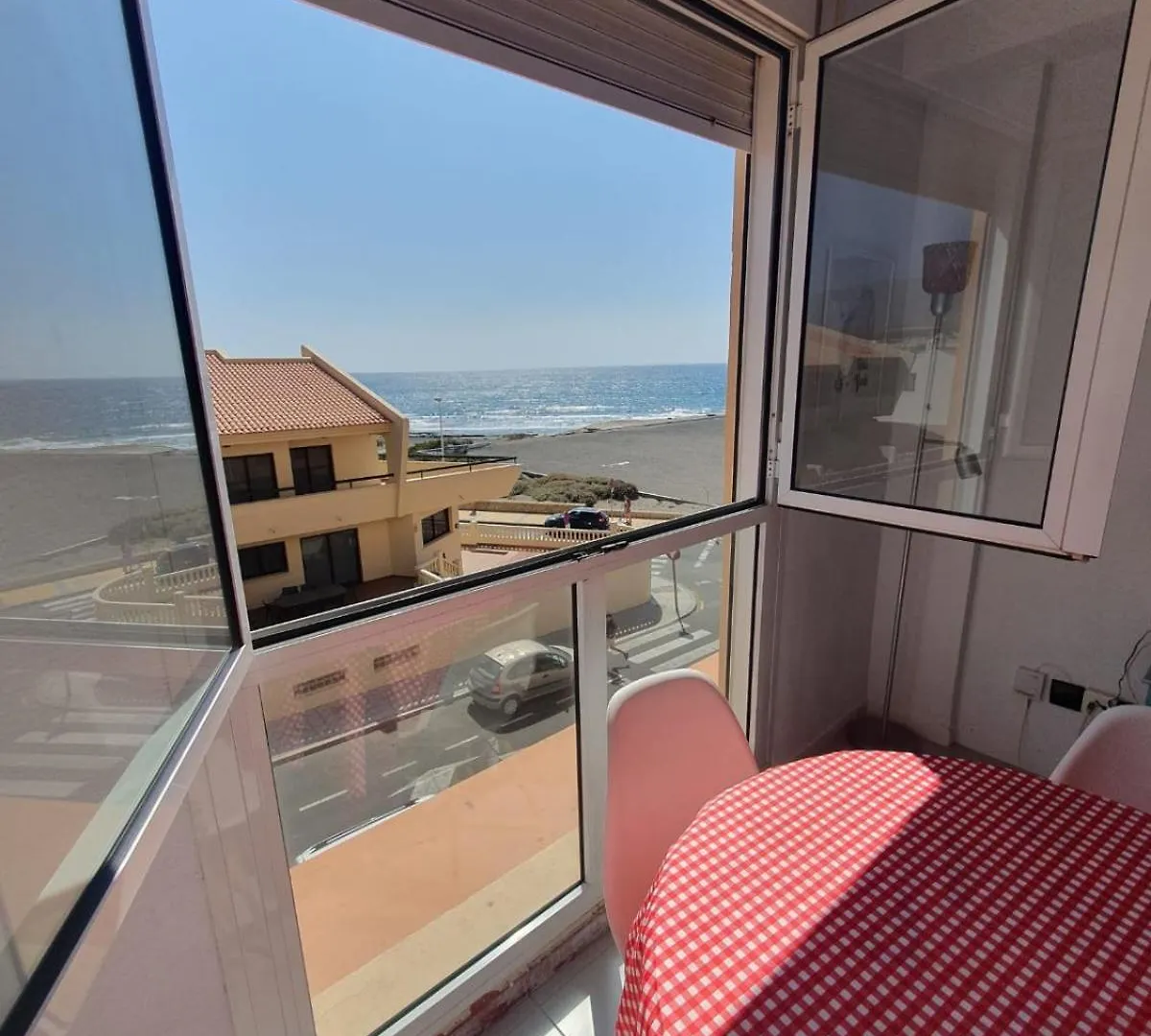 Alquilaencanarias-Medano, Cabezo Beach, Sea Views! El Medano
